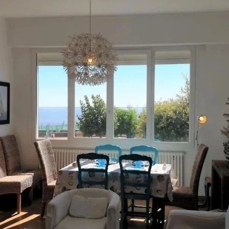 Maison Royan, 5 Pieces, 8 Personnes - Fr-1-305-220 Holiday home